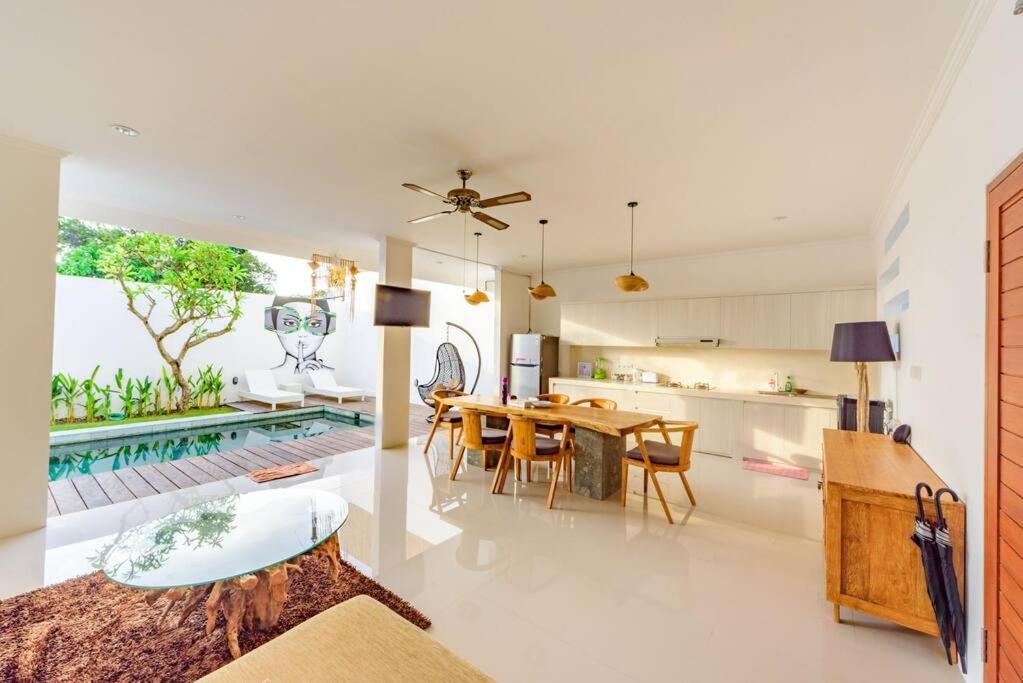 Selog Six Villa